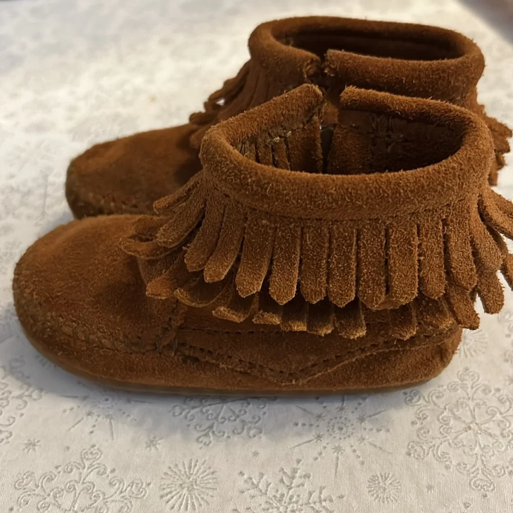Minnetonka infant moccasin